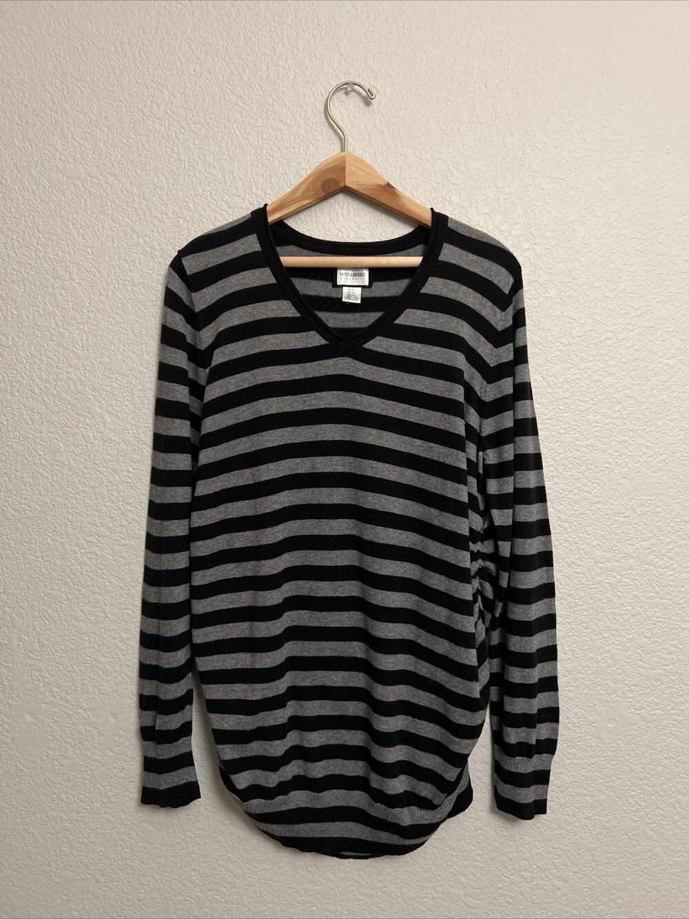 Motherhood Maternity Sweater Top Gray Black Stripe Ruch Sides Stretch Y2K 90s XL